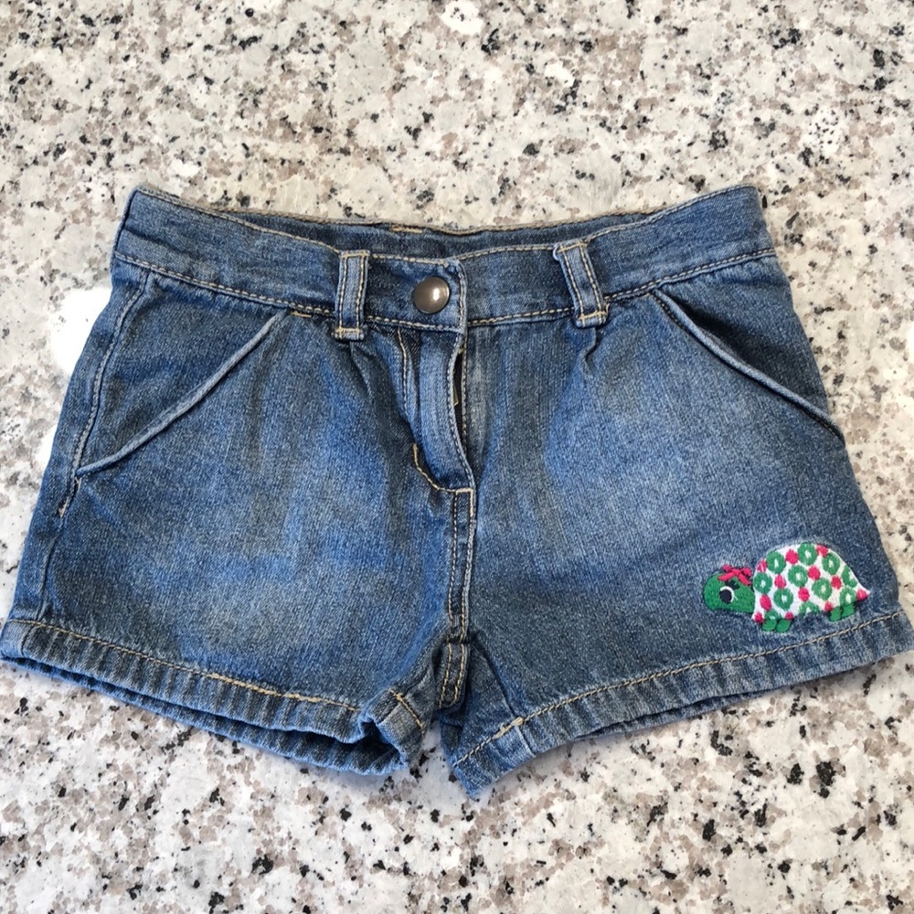 🌺🌺🌺 3/$20 🌺🌺🌺 Crazy 8 denim shorts